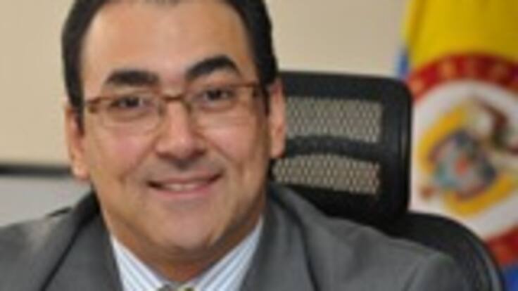 Mincomercio pidió al Emisor una baja en la tasa de interés y una mayor compra de dólares