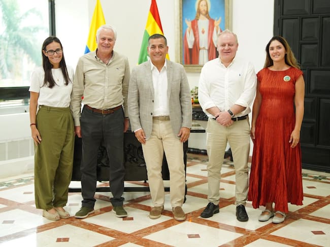 María Abondano, directora de Cooperación Internacional; embajador Giancarlo María Curcio; Dumek Turbay, alcalde y Teremar Londoño, secretaria de Turismo. // Alcaldía de Cartagena