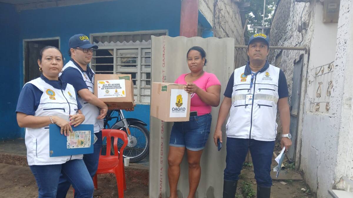 Atienden emergencias tras fuerte aguacero en Cartagena
