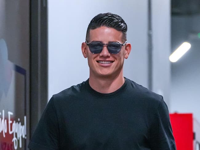 James Rodríguez llegando al hotel de concentración de la Selección Colombia / FCF