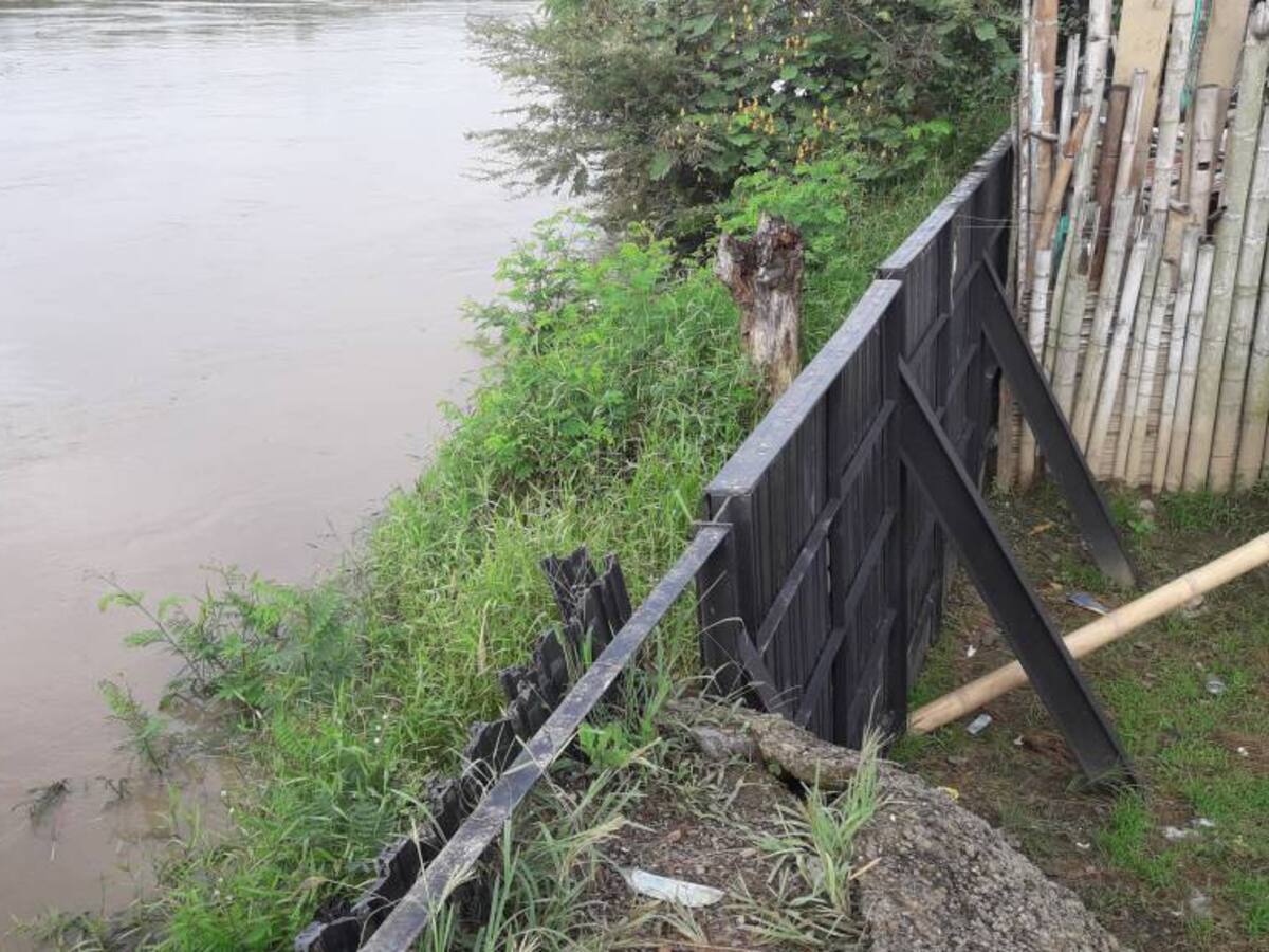 Habitantes de La Virginia denuncian que los jarillones están inconclusos
