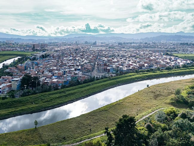 Nuevo convenio entre la CAR y la RAP-E por $60 mil millones para la restauración del rio Bogotá