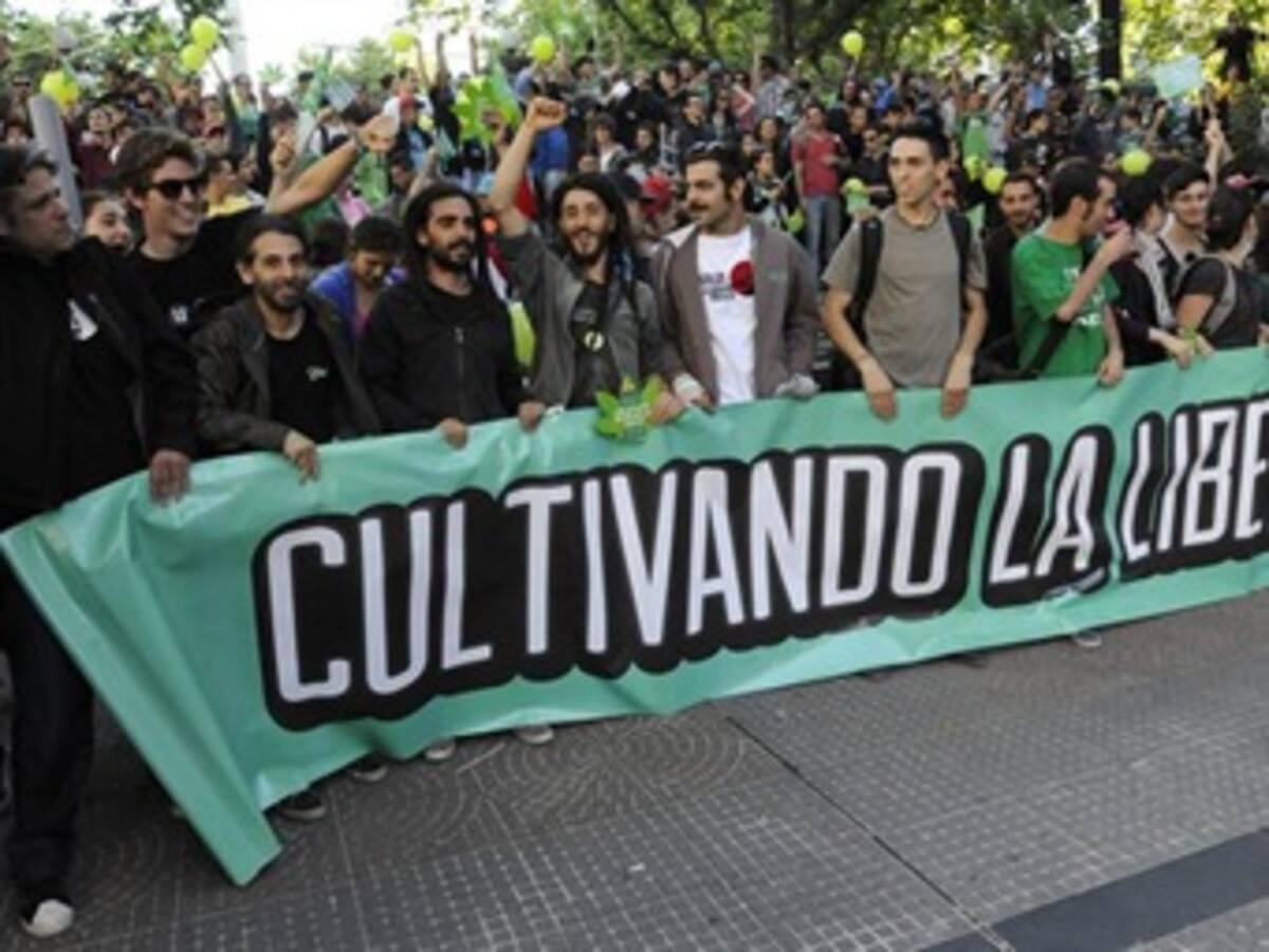 Aumentan consultas de extranjeros por legalización en Uruguay