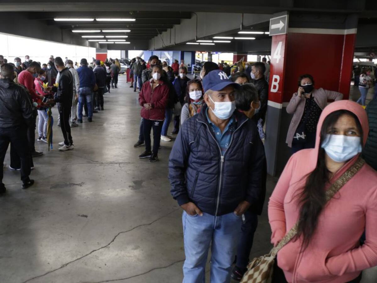 La próxima semana, sector privado comenzaría vacunación contra el COVID-19