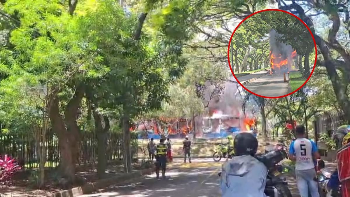 Quemado y destruido bus del MIO en el marco de la movilización en apoyo a las reformas del gobierno