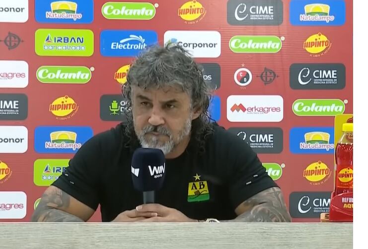 Leonel Álvarez, entrenador de Atlético Bucaramanga / Captura de pantalla rueda de prensa Dimayor