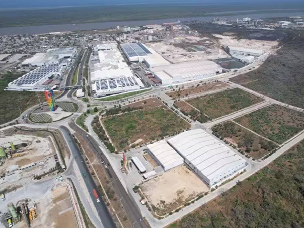 Sociedad de Ingenieros advierte riesgos de proyecto residencial en zona industrial