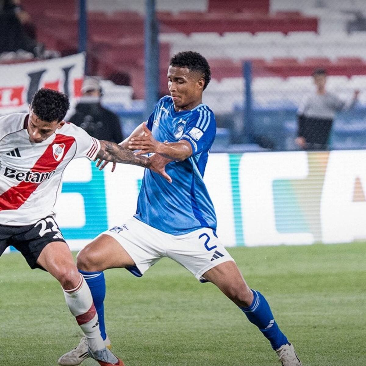 Sorpresiva reacción de la prensa argentina a la derrota de Millonarios ante River Plate en Uruguay