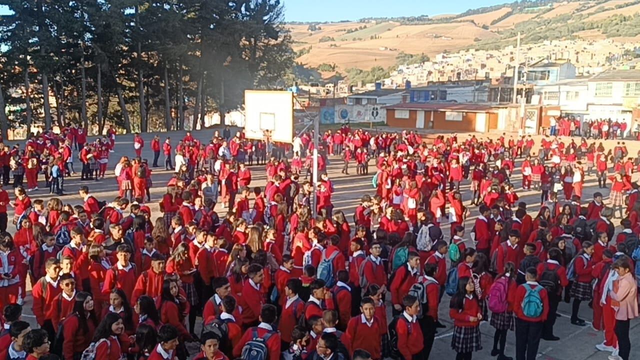 En Tunja se realizarán las actividades académicas de manera virtual, a causa de la movilización Nacional de Fecode y el desarrollo de la tercera etapa del Tour Colombia 21 / Foto. Caracol Radio