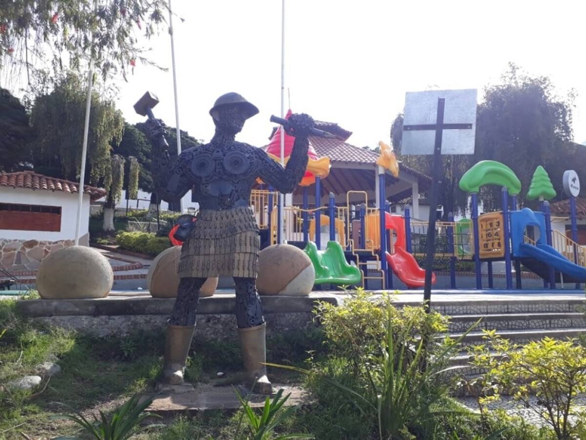 Declaran luto minero en California