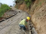 Construcción de placa huellas. Foto cortesía