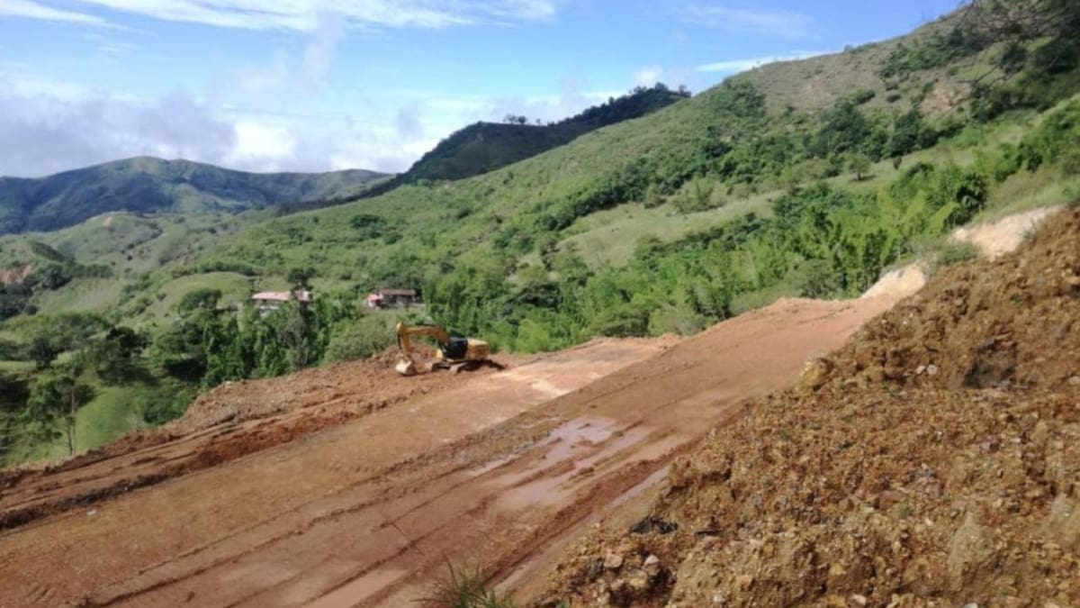 70 familias afectadas por desbordamiento de quebrada en Toro
