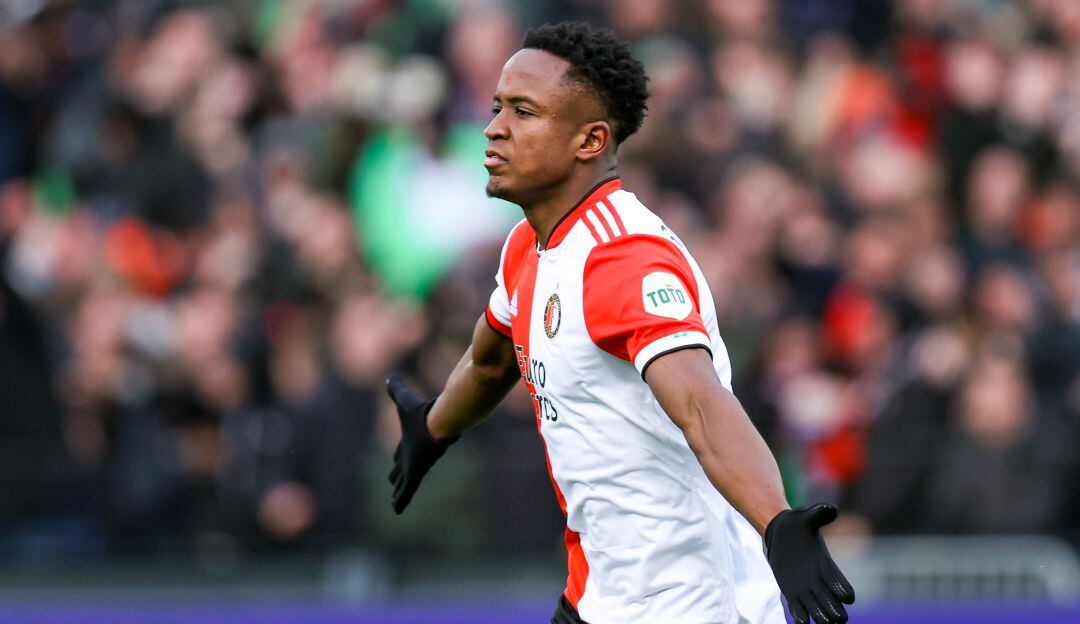 Luis Sinisterra, delantero colombiano del Feyenoord de Países Bajos