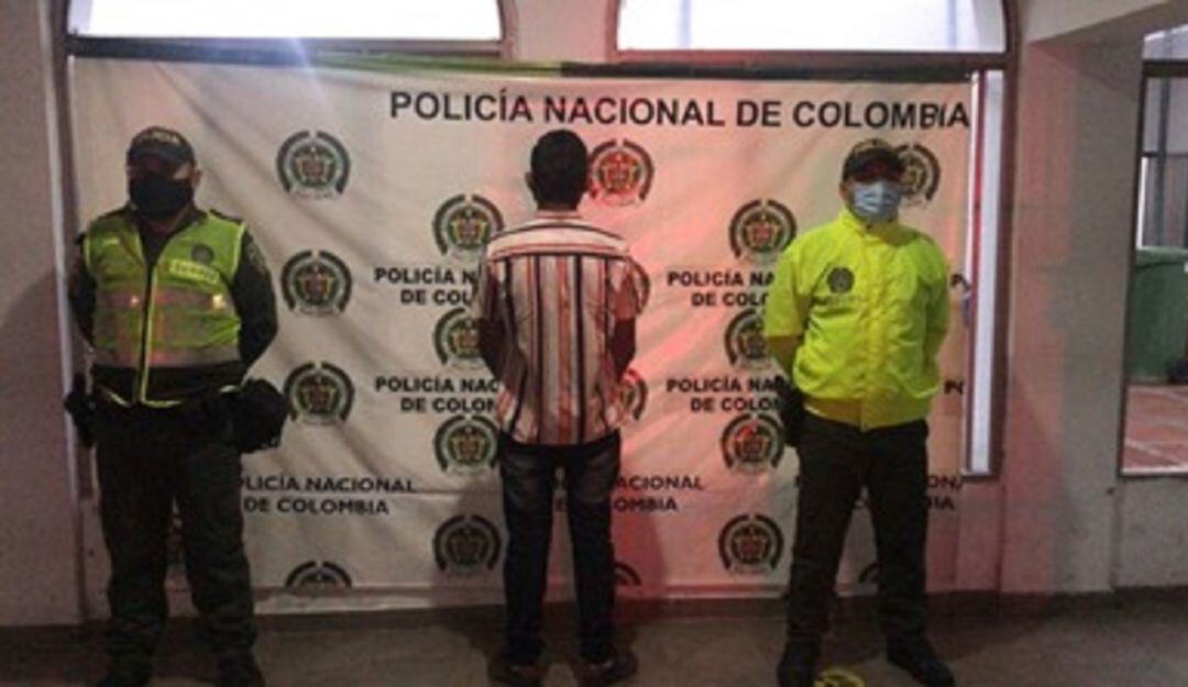 El sujeto fue enviado a la cárcel.