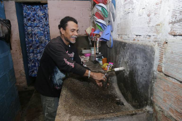 Carlos Arturo Pérez, cliente 5.000 de agua prepago. 