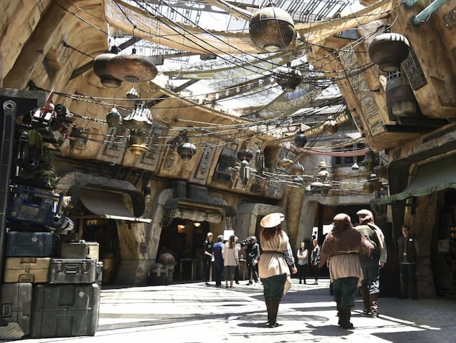 Star Wars: Galaxy&#039;s Edge ofrece un nuevo mundo en Disneyland