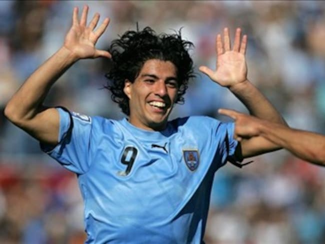 Uruguay ratifica su buen momento y vence a Italia 1-0 en Roma