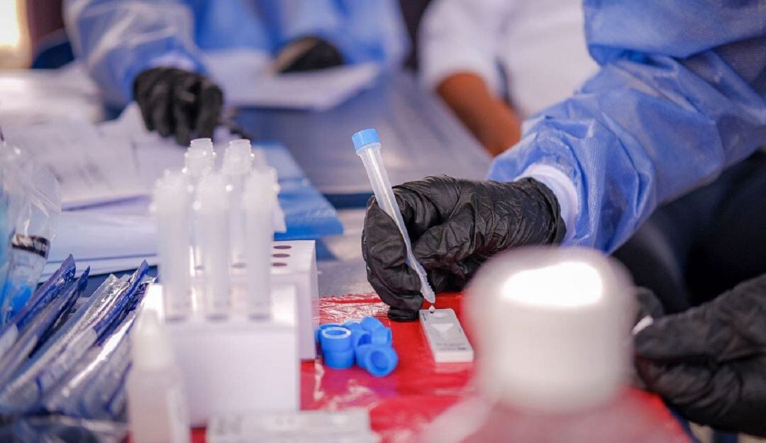 Ante esta situación, el Dadis pidió autorización para continuar la inmunización con las personas entre los 60 y 70 años