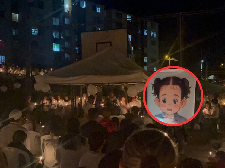 En Manizales se realizó una velatón tras la muerte de una niña de 3 años que habría sido asesinada por su propia madre.