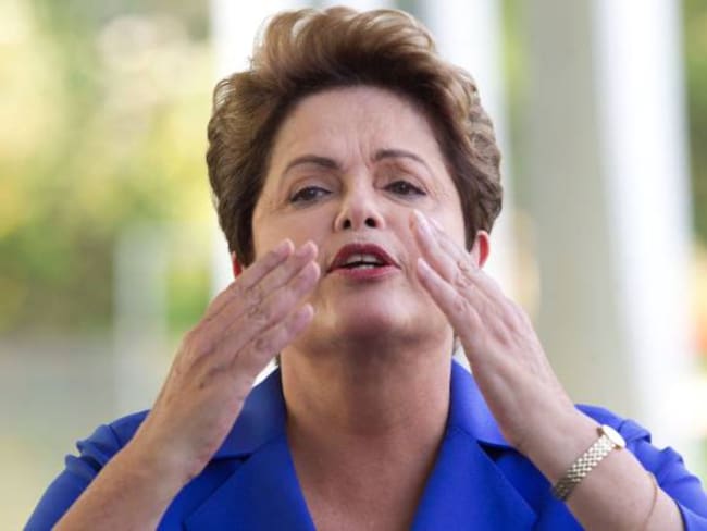 Justicia brasileña pide investigar a Rousseff por supuesta obstrucción a la Justicia