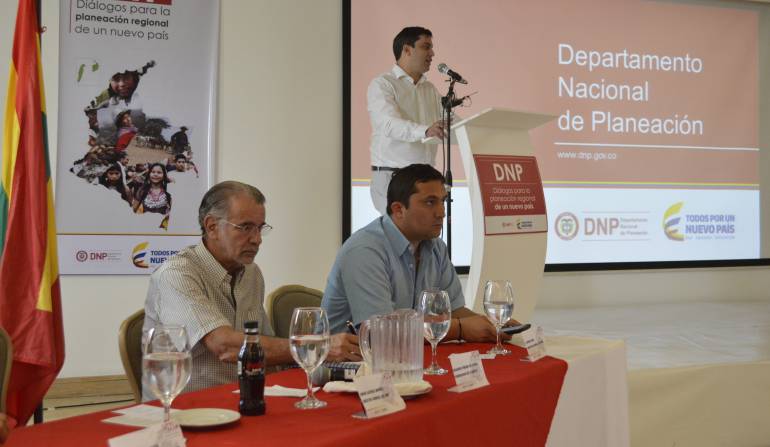 El director nacional de Planeación, Simón Gaviria, durante su intervención.