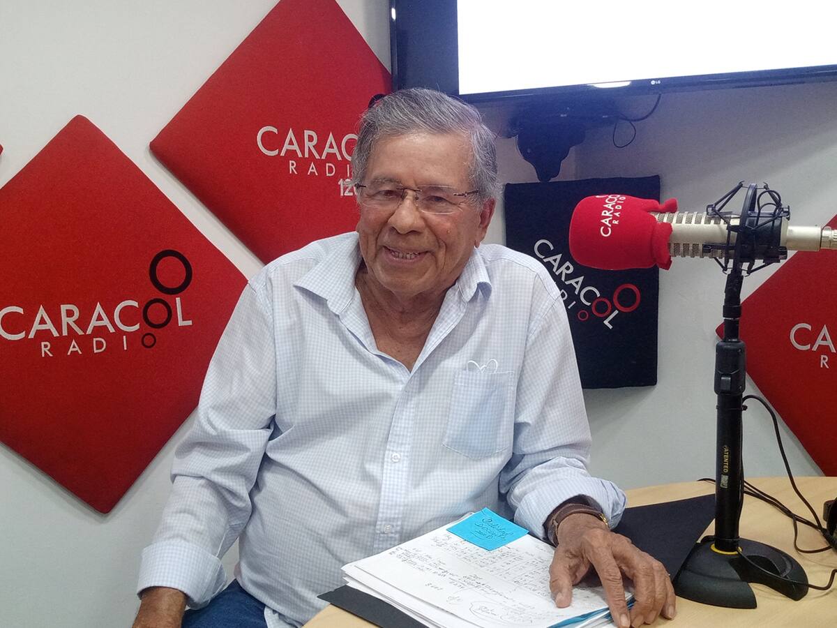 “En las aulas no se estimula la felicidad”: Luis Eduardo Chamorro