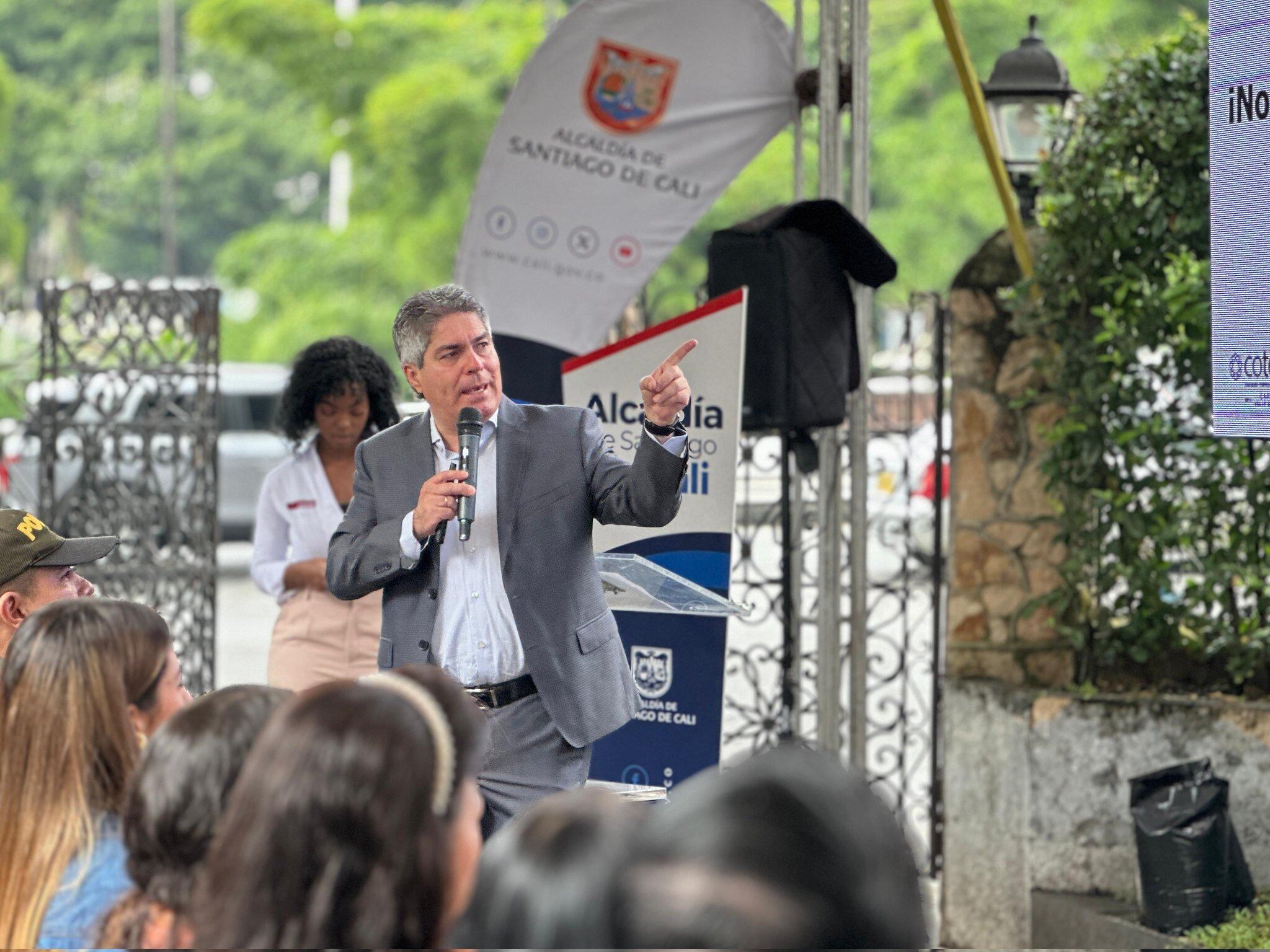 Presidente de Cotelco Valle Oscar Guzmán