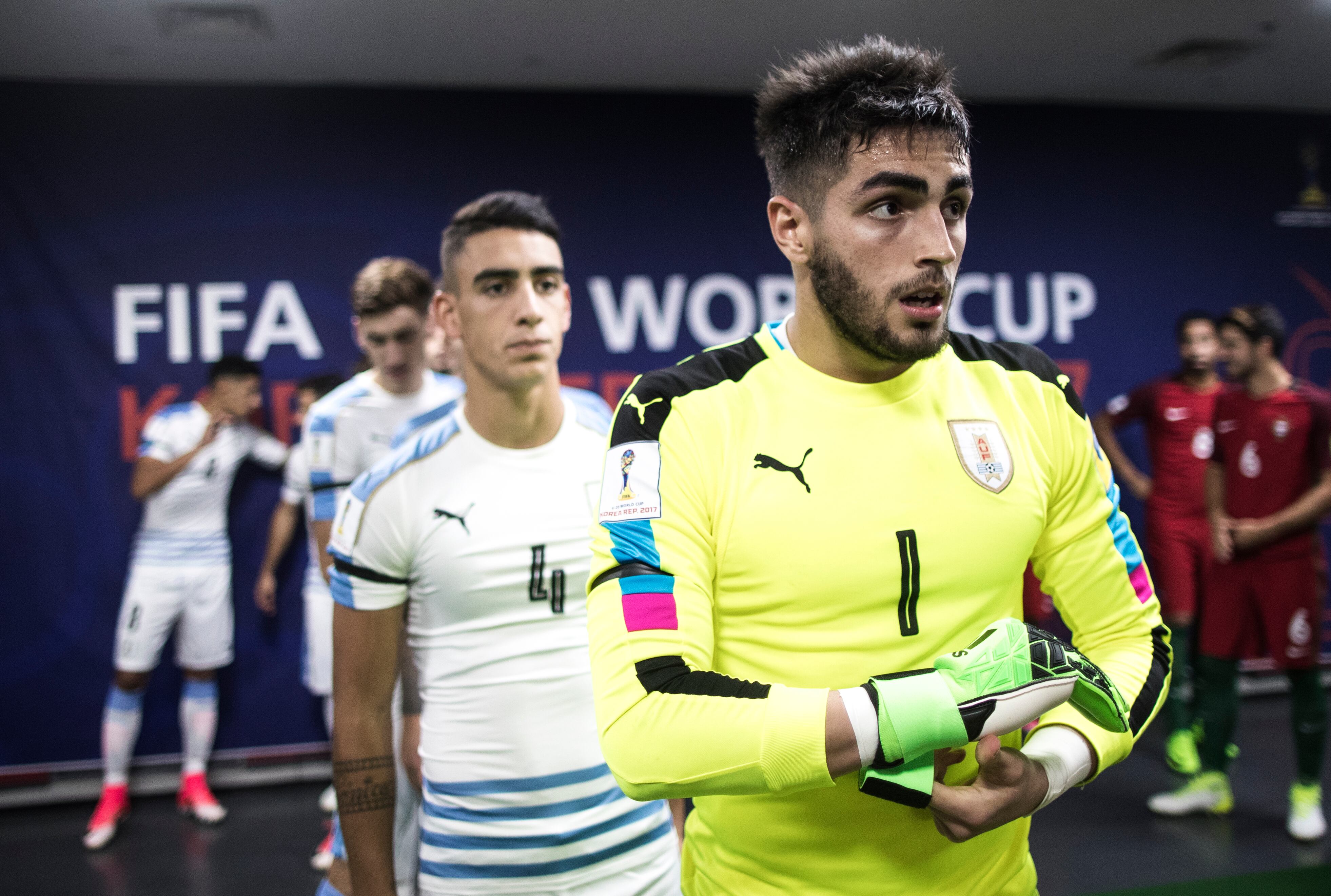 Santiago Mele en la Selección Sub-20 de Uruguay.  (Photo by Lars Baron - FIFA/FIFA via Getty Images)