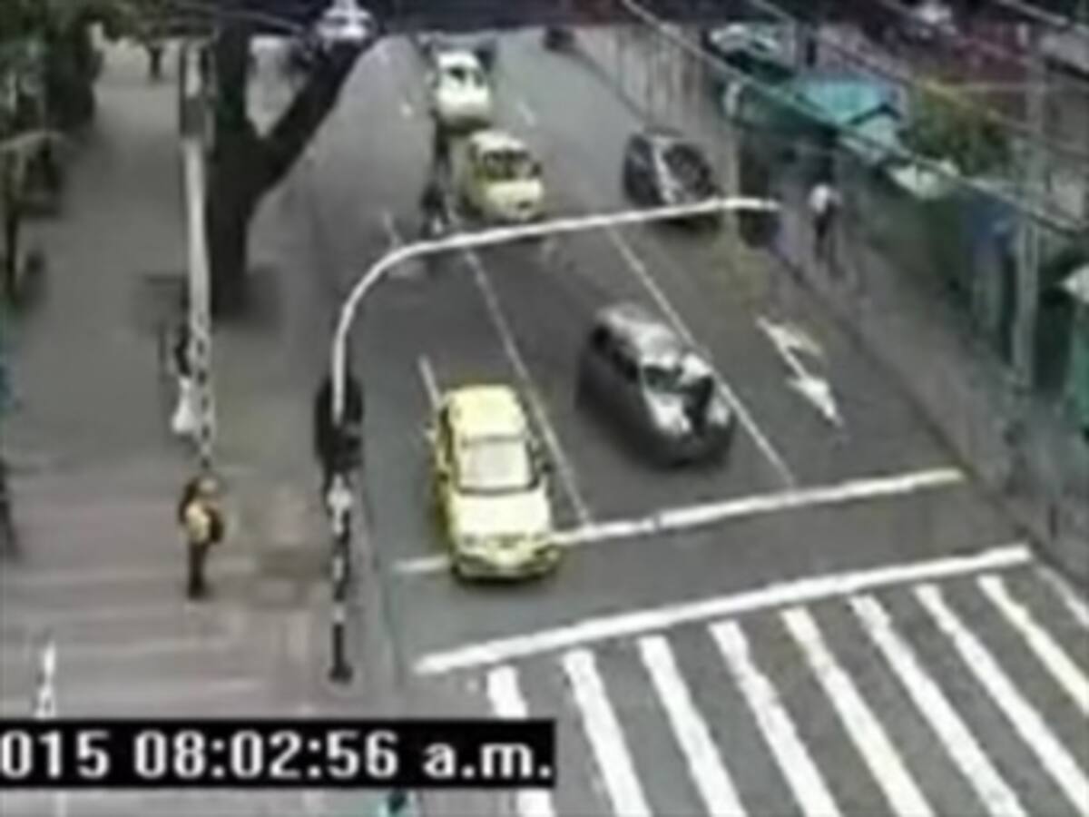 Casa por cárcel para conductora ebria que arrolló a un guarda