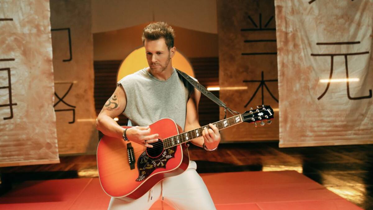 Axel presenta “Solo por hoy” una canción para vivir el ahora