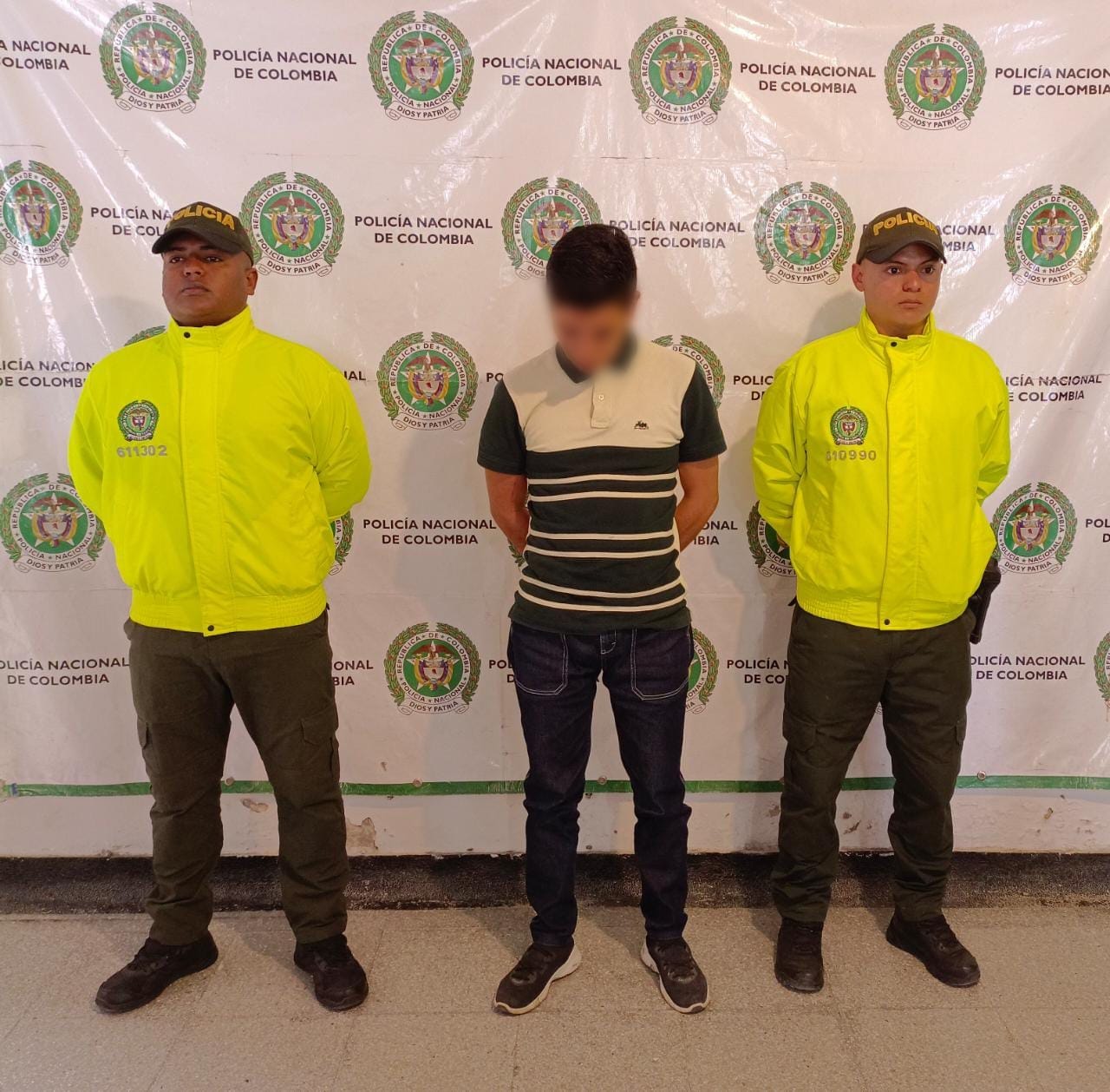 El hombre según la denuncia, maltrataba física y psicológicamente a su pareja sentimental, al punto de amenazarla de muerte con un arma de fuego si lo llegaba a dejar.