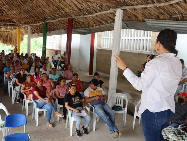 Entregan Instrumentos musicales e implementos deportivos a víctimas en Ovejas, Sucre
