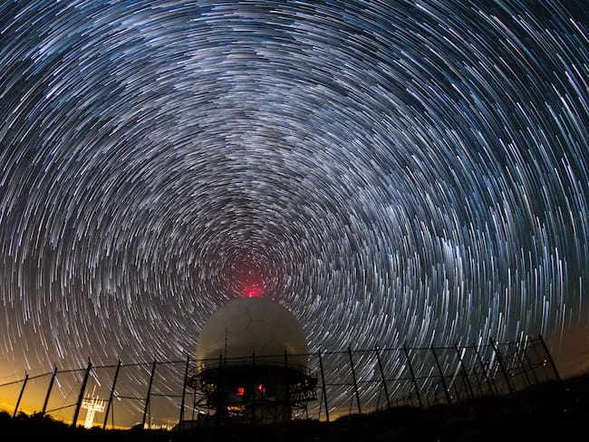 Se trata de la señal de radio de la galaxia más lejana registrada hasta ahora. Foto: Getty Images