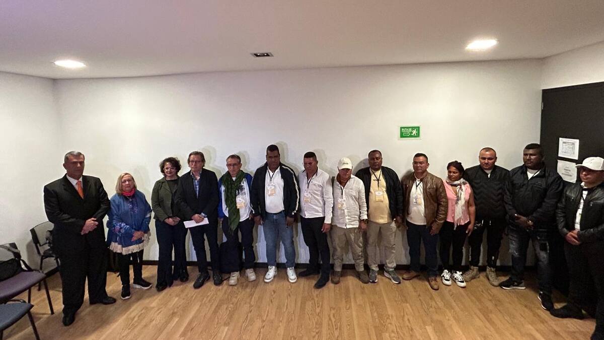 Gobierno y estructuras que se separaron de Iván Márquez acordaron agenda de diálogos