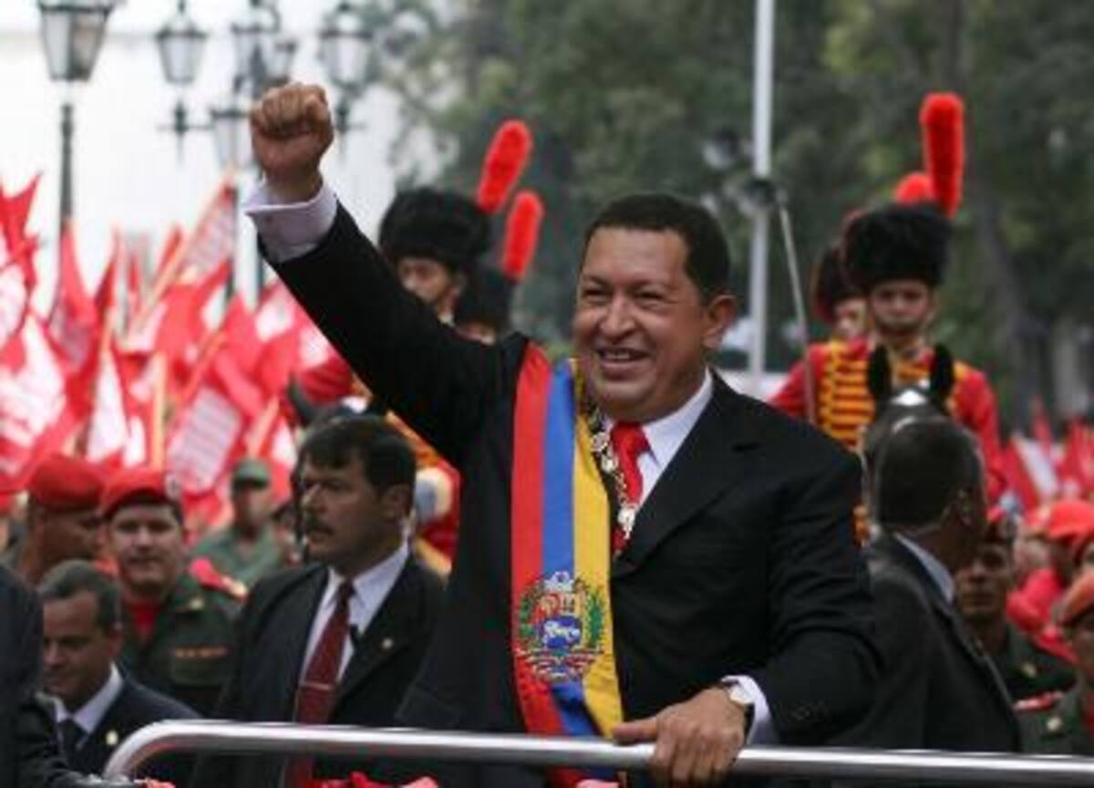 Con Rafael Correa y Álvaro Uribe