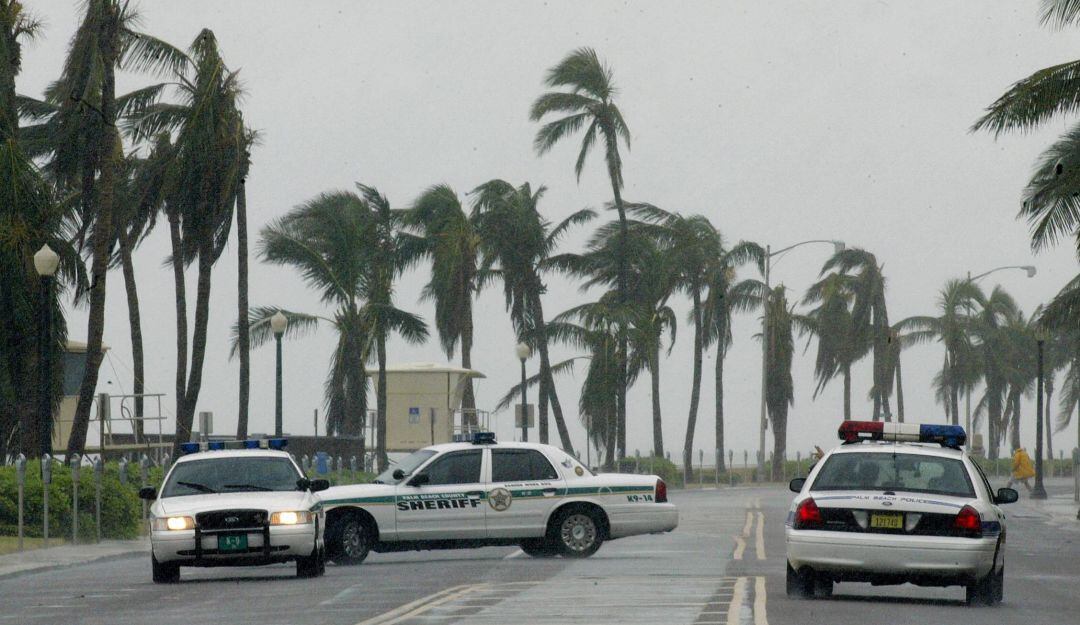 EE.UU. en alerta por la formación de 19 tormentas y 9 huracanes