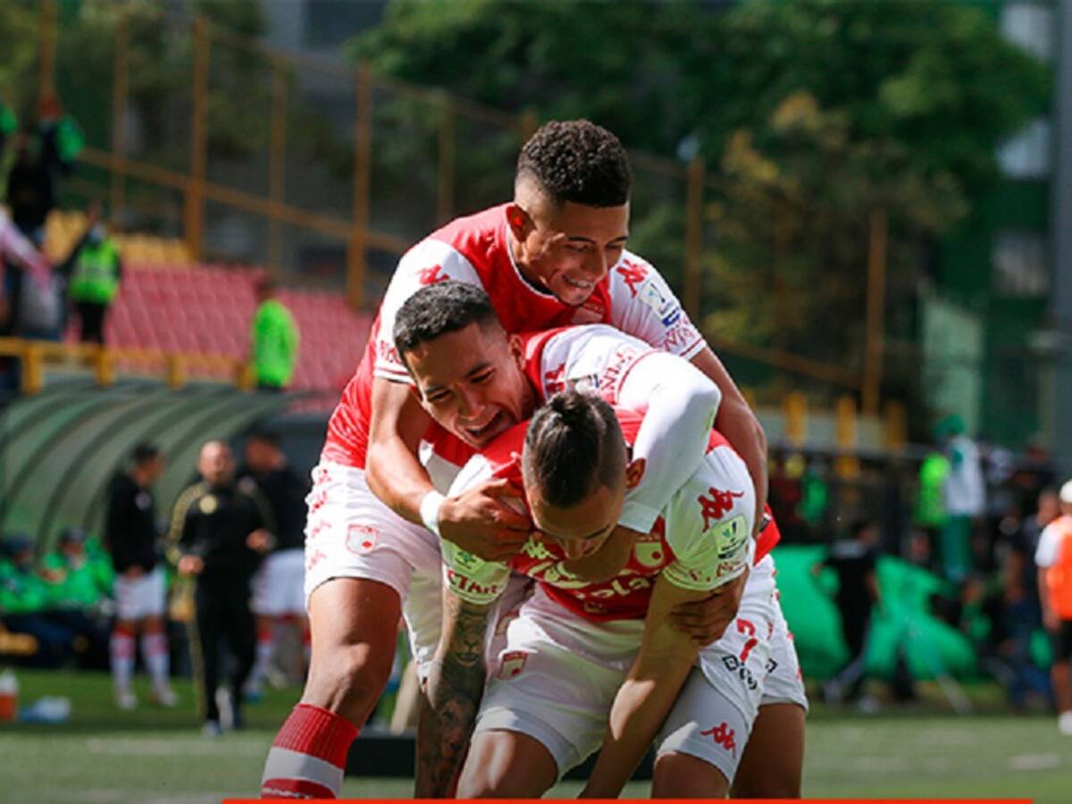Santa Fe comienza la era Alfredo Arias salvando un punto en Techo