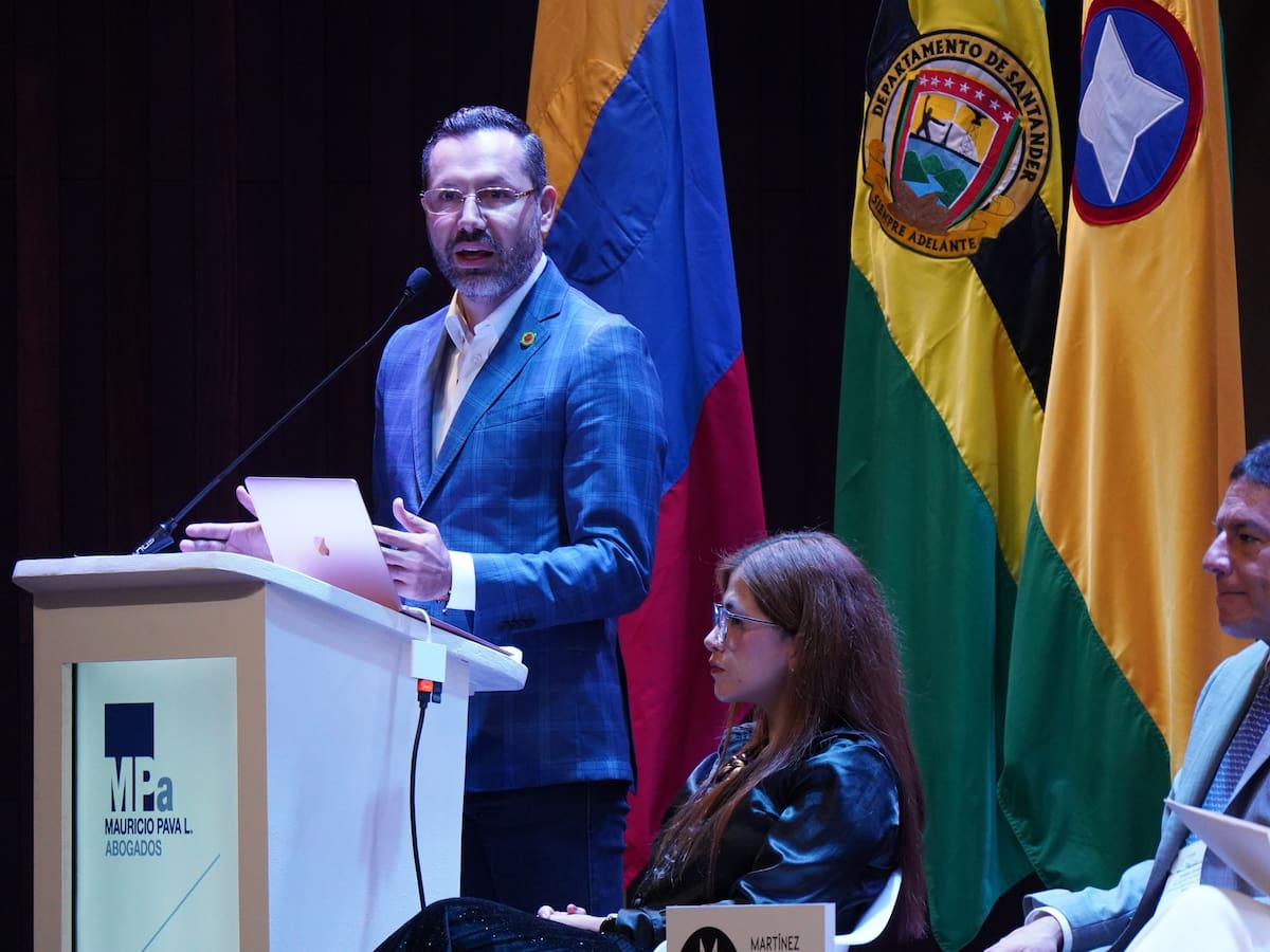 ¿Incurrió el alcalde en algún delito por informar sobre Pichi? Hay dos versiones