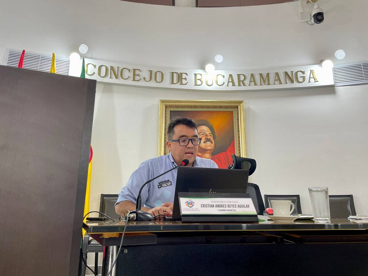 “Me mamé de sus denuncias”: la despachada de Iván Vargas contra Carlos Parra