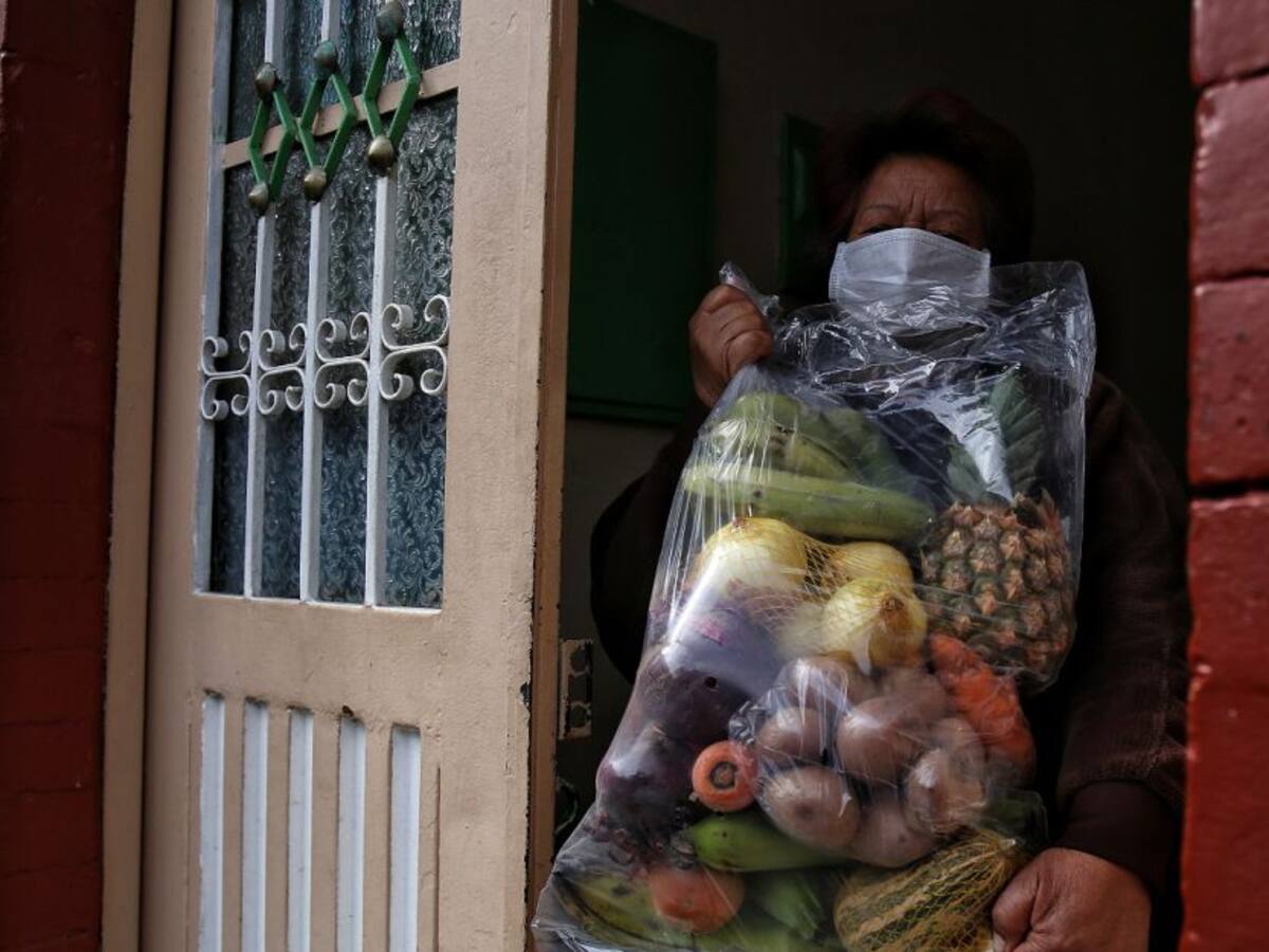 Donatón para brindar alimentos a vendedores informales