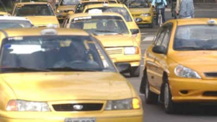 Pese a convocatoria, paro de taxistas no tuvo acogida