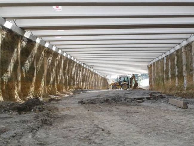 En un 50% avanzan las obras del deprimido de La Constitución en Armenia