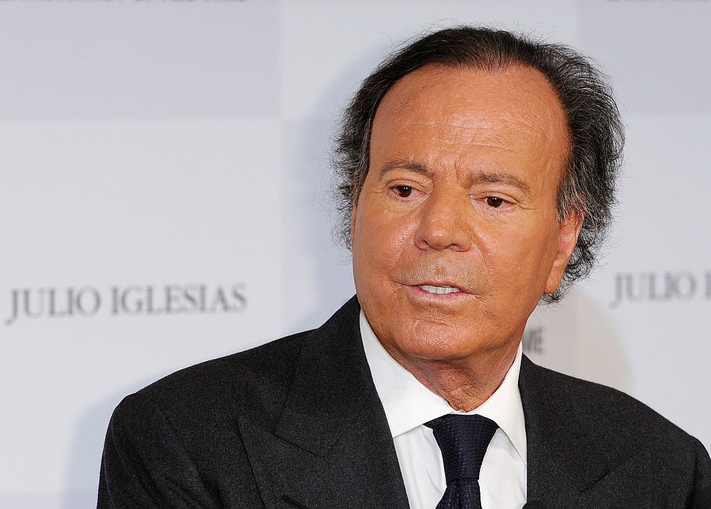 LONDON, ENGLAND - MAY 12: Singer Julio Iglesias attends a photocall where he is honoured by Sony Music as the most successful Latin artist of all time at The Dorchester on May 12, 2014 in London, England. (Photo by Eamonn McCormack/WireImage)