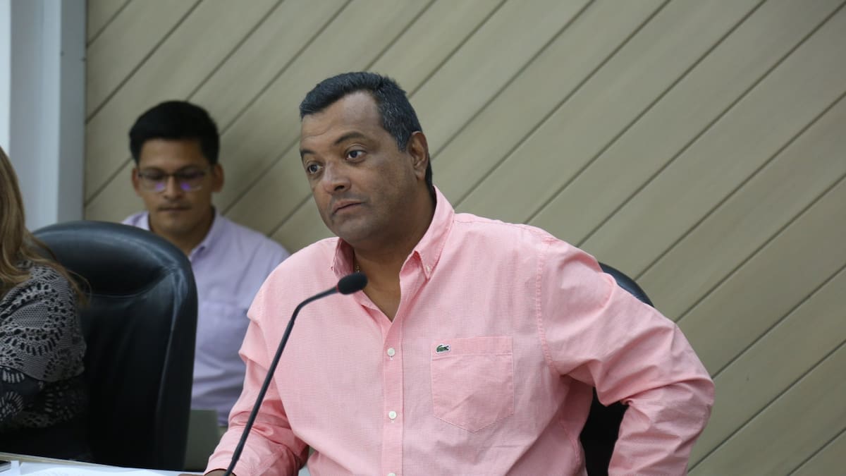 “Militancias de partidos no son vacas que se llevan al corral”: crítica de Víctor Salcedo a campañas