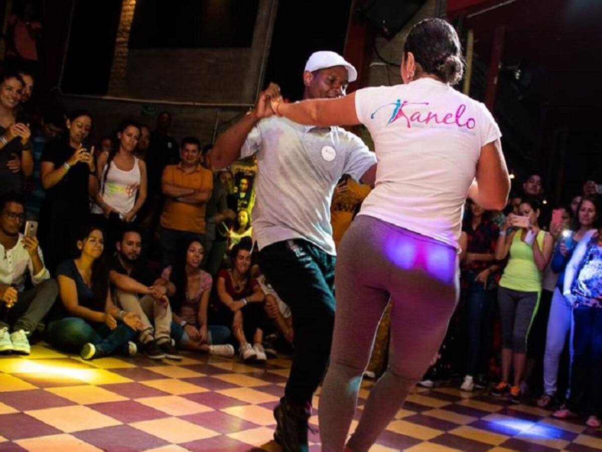 Sitios de rumba de Cali se reinventan para afrontar la crisis