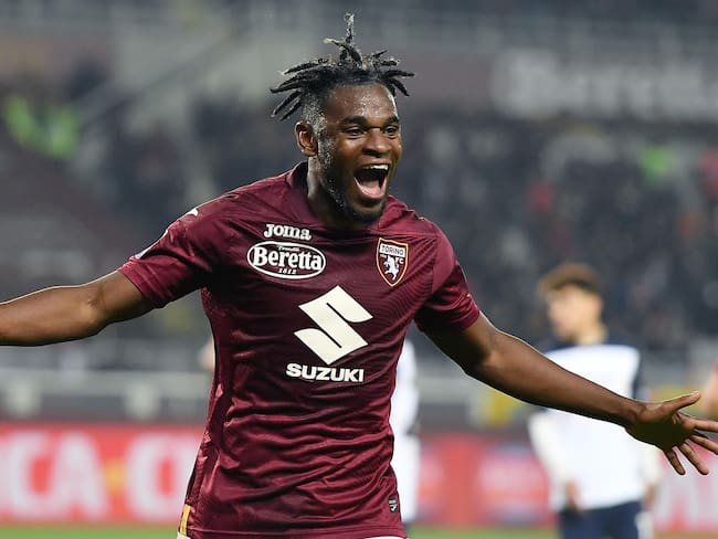 Turin (Italy), 16/02/2024.- Torino&#039;s Duvan Zapata celebrates scoring the 2-0 goal during the Italian Serie A soccer match between Torino FC and US Lecce, in Turin, Italy, 16 February 2024. (Italia) EFE/EPA/ALESSANDRO DI MARCO