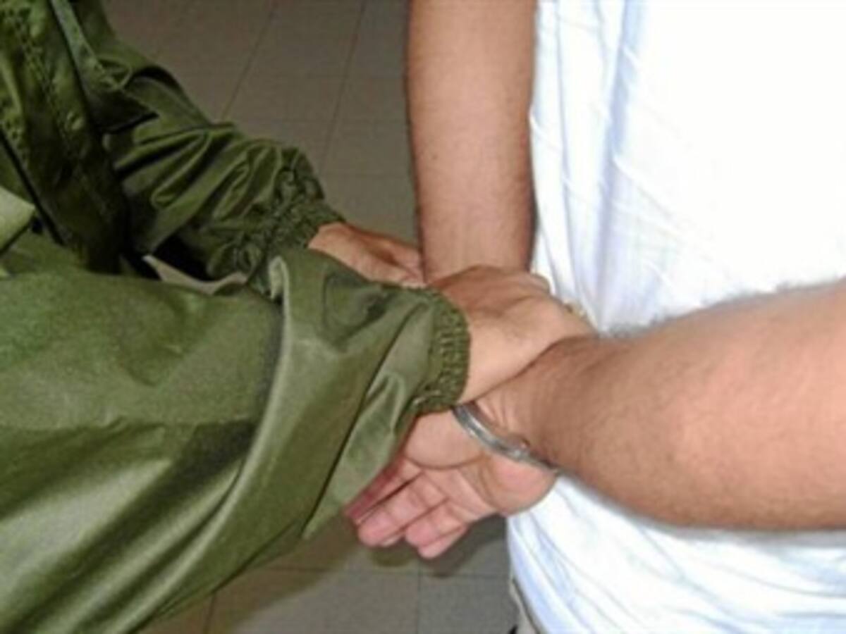Capturan a alias Pato jefe de "Los Urabeños" solicitado por Interpol