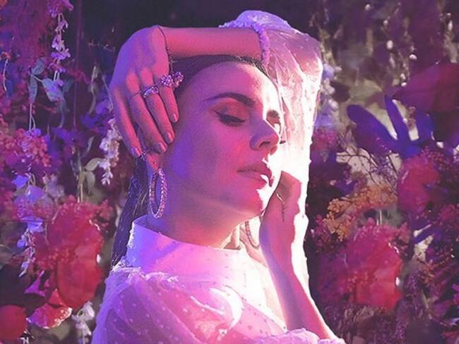 Carolina Gaitán presenta su bachata “El primer beso”