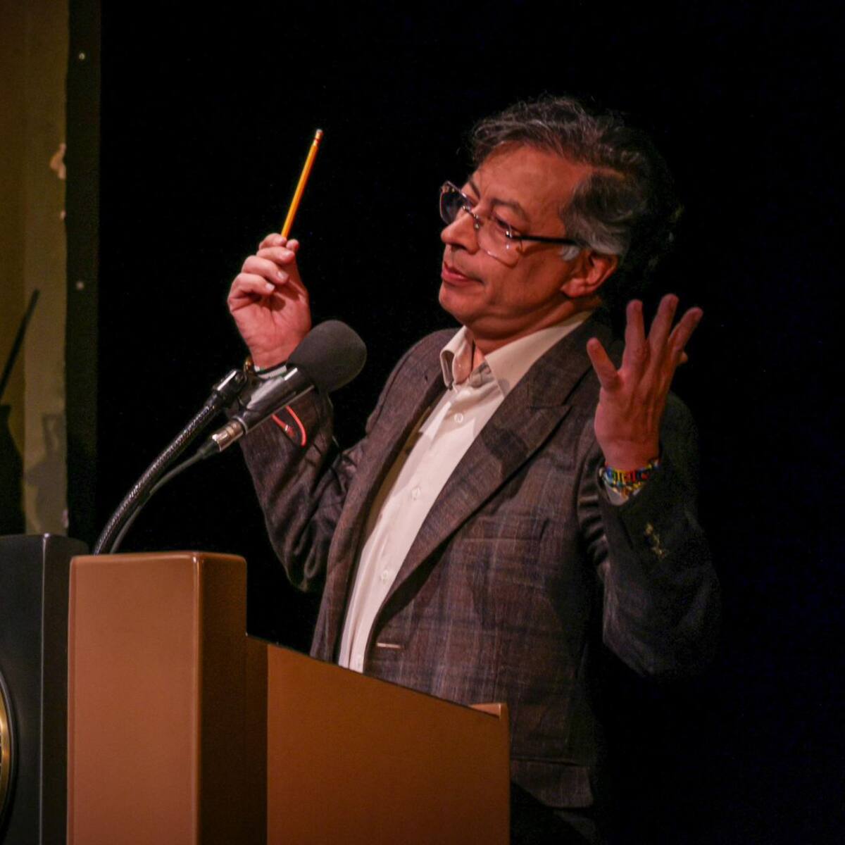 Petro pide al registrador nacional dar confianza para que haya elecciones transparentes en el 2026