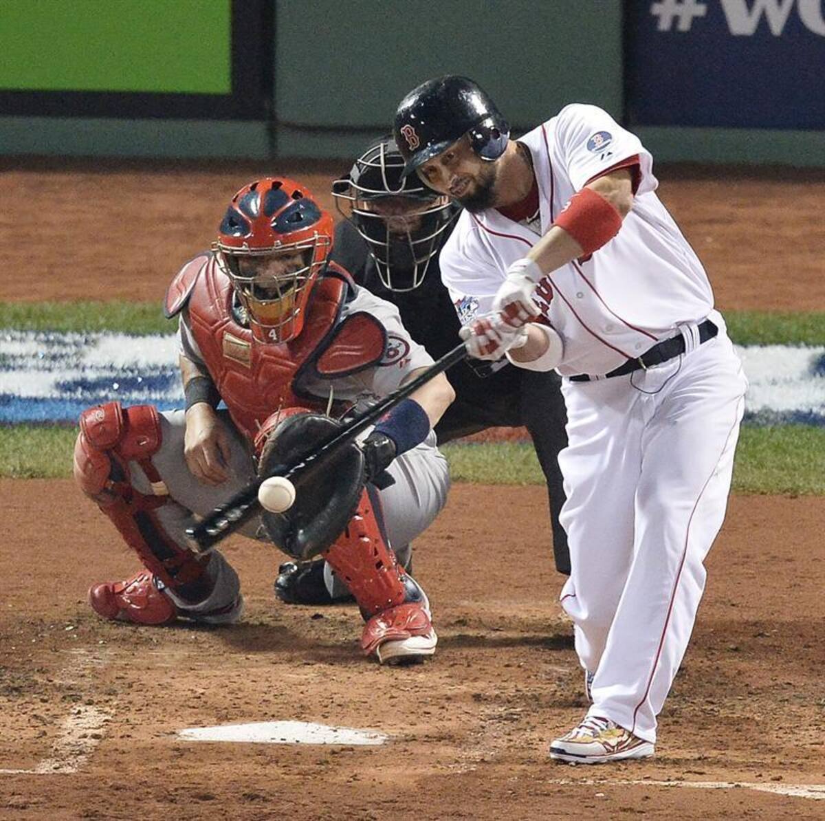 En el sexto juego ante Cardenales de San Luís alcanzaron su sexto título y volvieron a celebrar luego de cinco años, cuando en 2007 vencieron a los Rockies de Colorado.